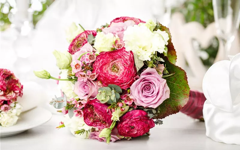 Blumen zur Hochzeit – ideales Geschenk oder doch eher überflüssig?